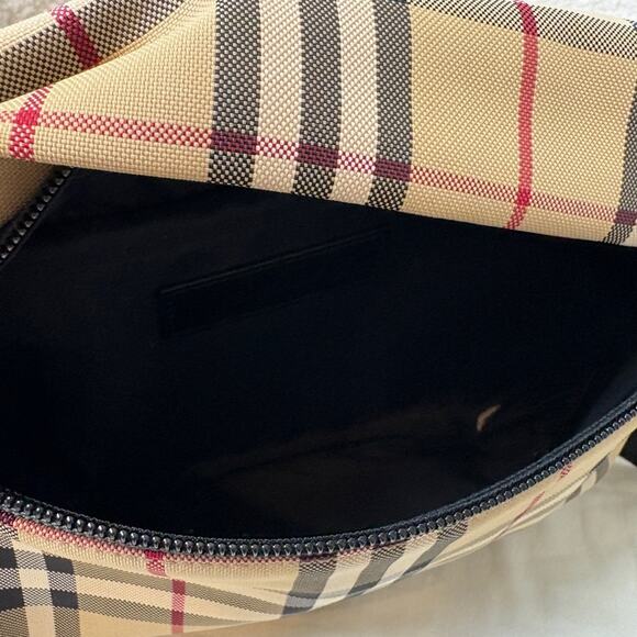 Burberry Beige and Black Plaid Bum Bag Unisex NWT - Picture 6 of 10